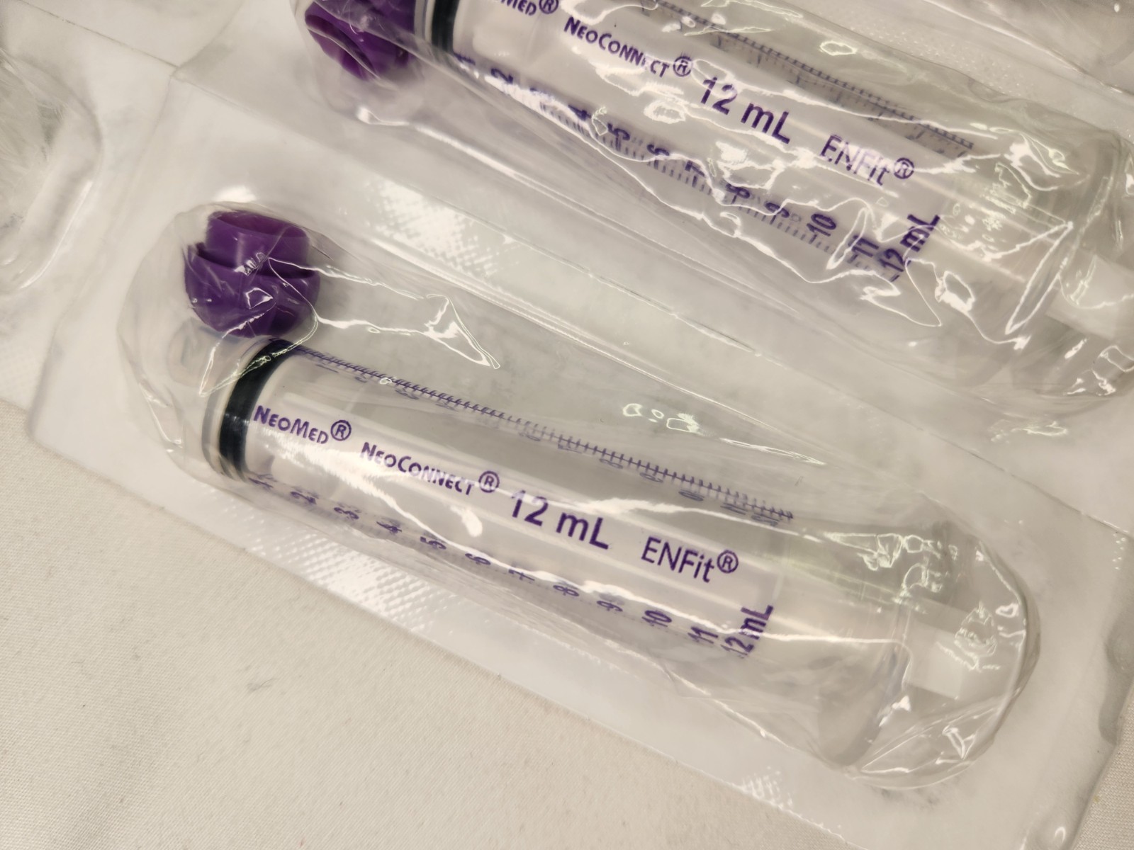 Lot of 44 – NeoMed Oral / Enteral Syringe W/ Enfit Connector – 12ml