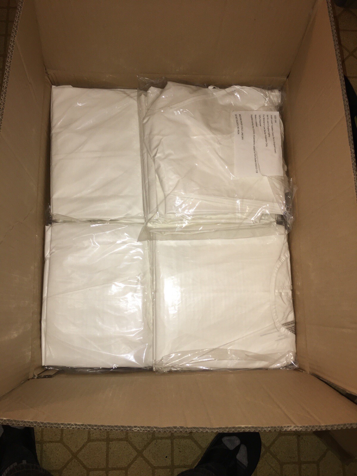 Medical Isolation Gowns Small/Medium 5pc Pack