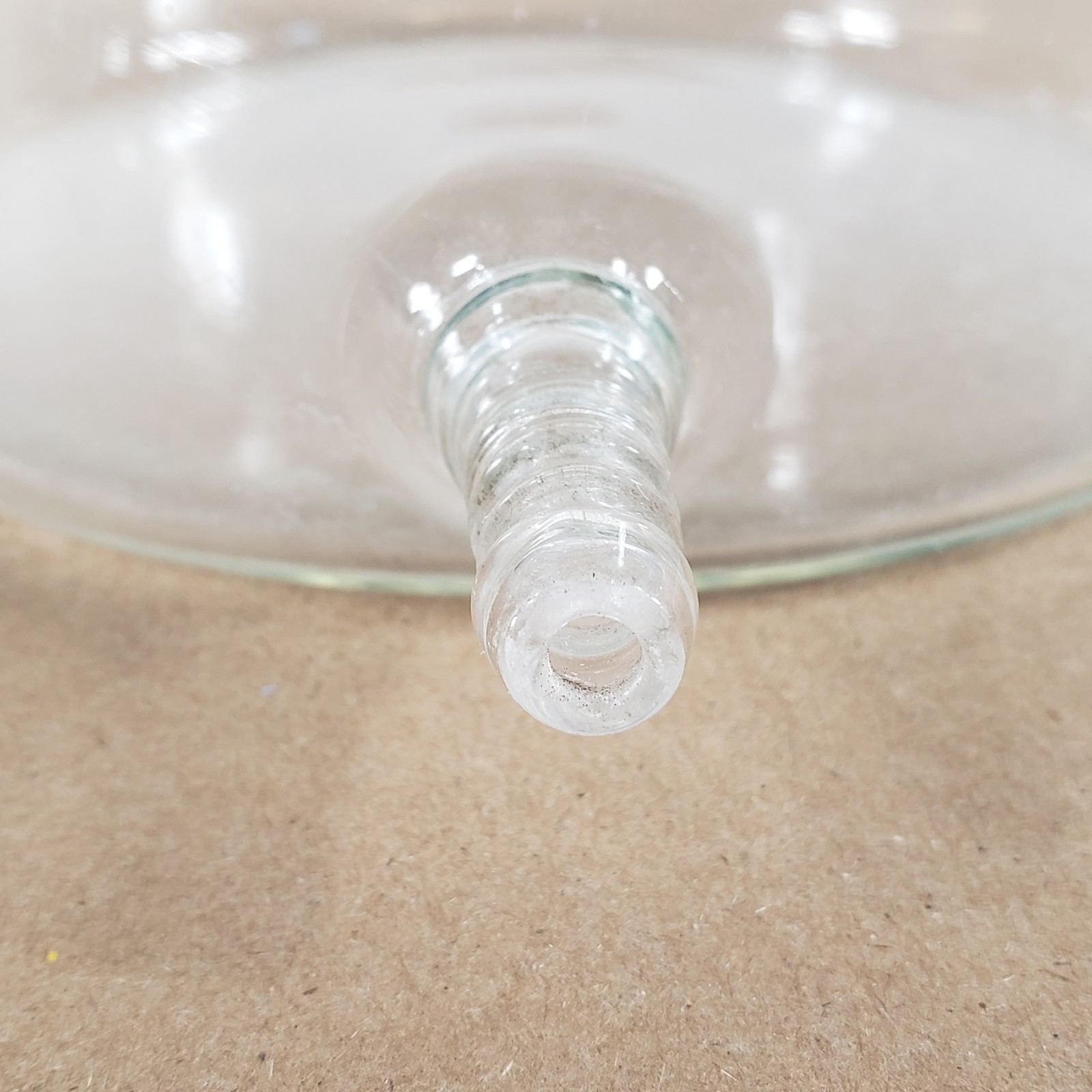 Kimax 14607-4000 4000mL Glass Reservoir Bottle w/3/8″ Bottom Hose Outlet