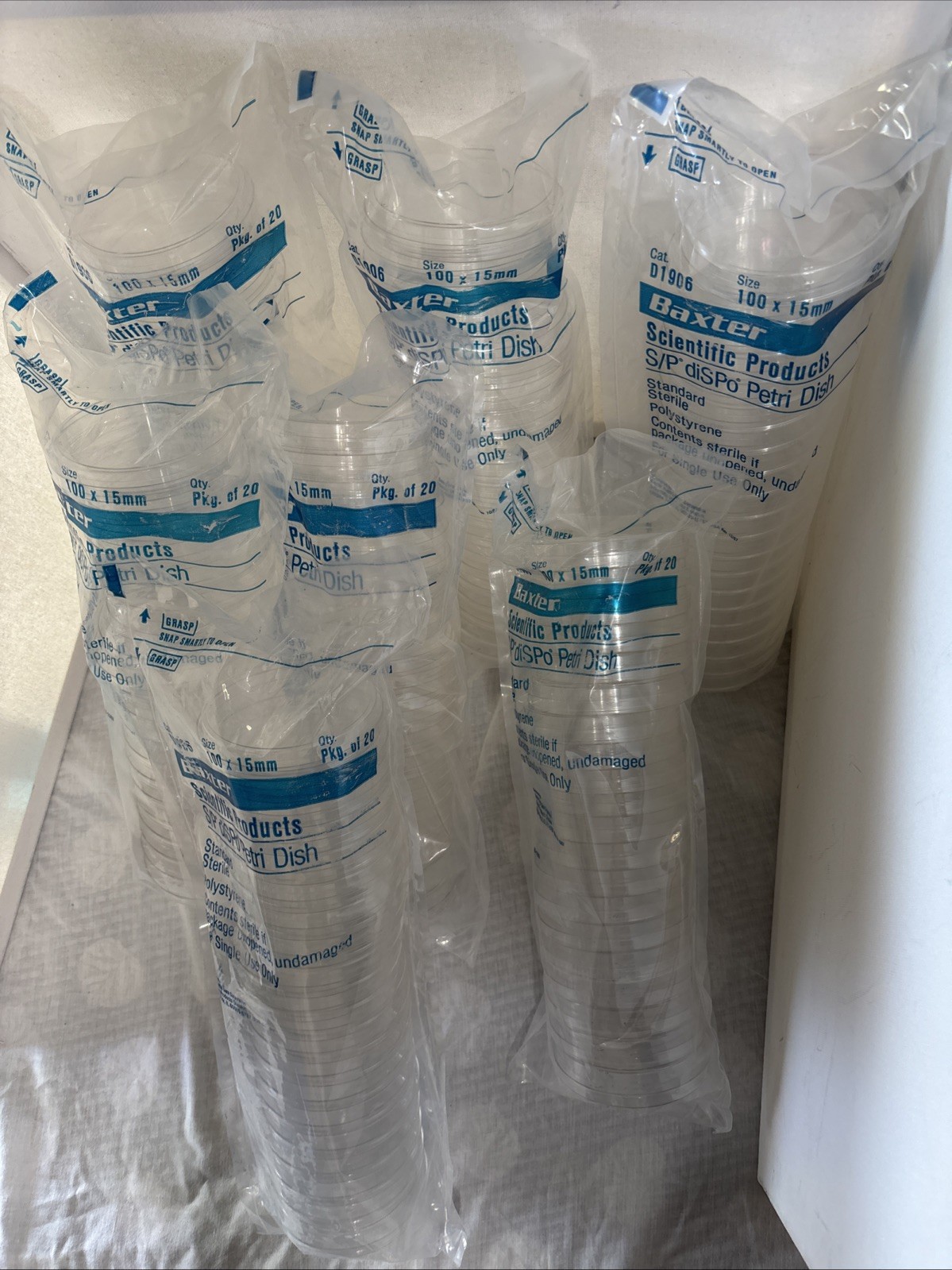 Baxter Polystyrene Sterile Petri Dishes Lot 7 Packs of 20 Total 140