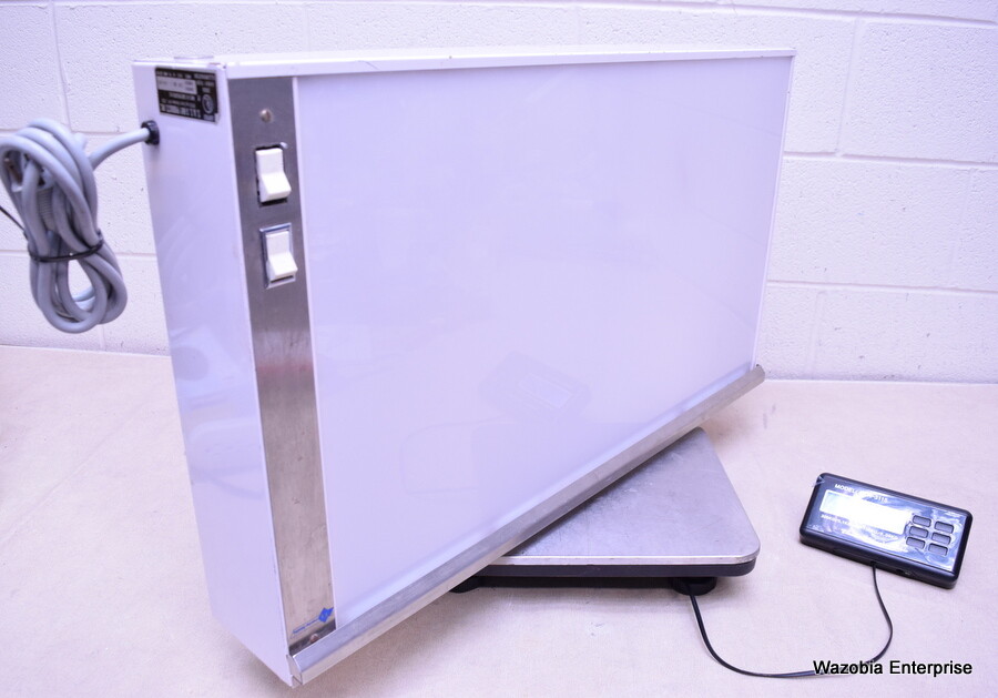 S & S X-RAY PRODUCTS DENTAL X-RAY FILM ILLUMINATOR VIEWING BOX 140002
