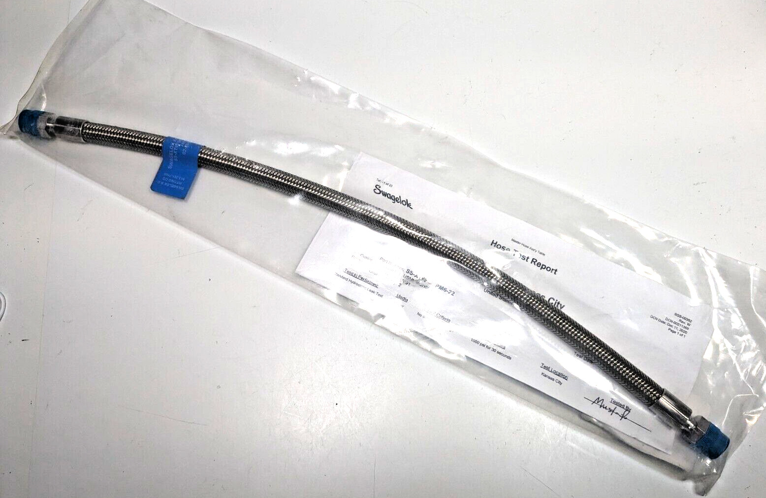 NEW SWAGELOK 22″ Long – 3/8″ MNPT PTFE Stainless Braided Hose SS-XT6PM6PM6-22 !!