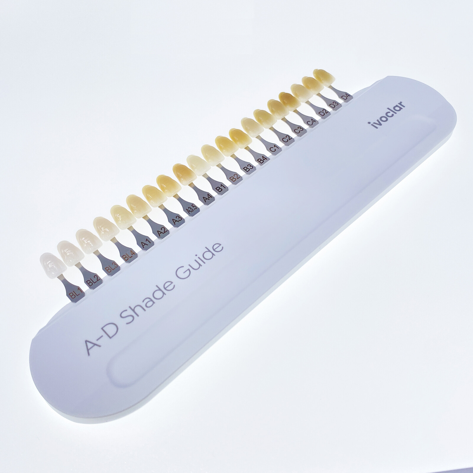 Ivoclar Vivadent Dental Shade Guide A-D 20 IPS or Natural Die ND1-9 Bleach Teeth