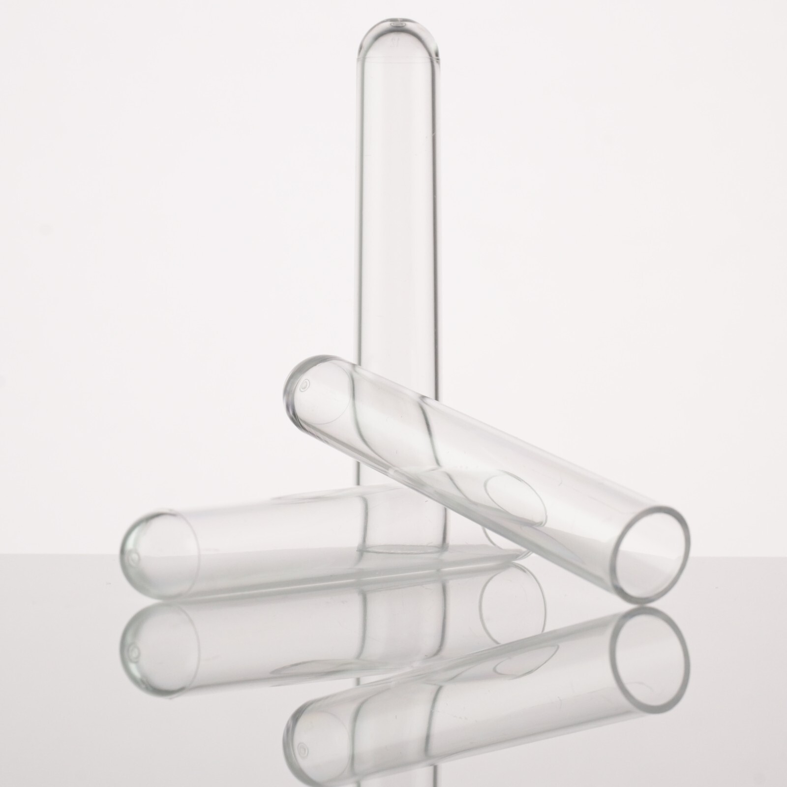 Kashi Scientific 16x100mm Tubes, Polypropylene / Polystyrene, U- Bottom, 200/Bag