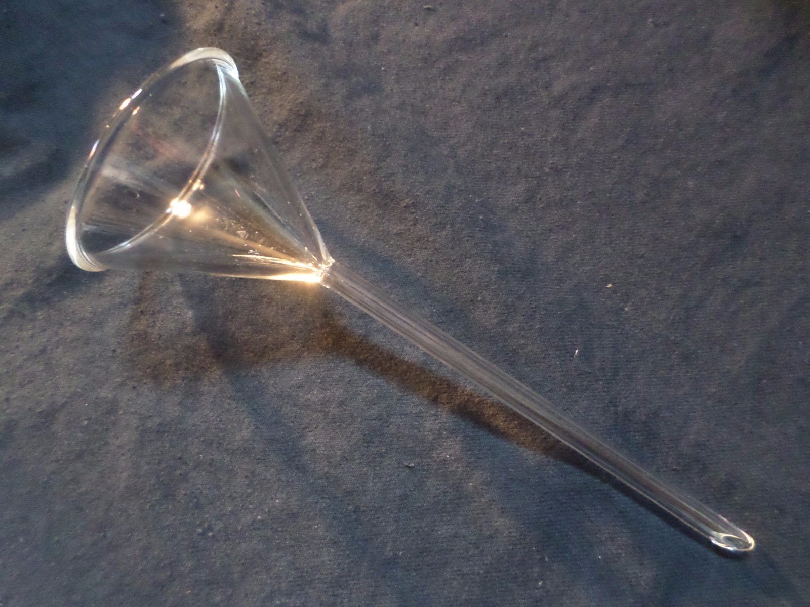 Corning Pyrex Glass 65mm ID 60° Angle Long Stem Filling Funnel