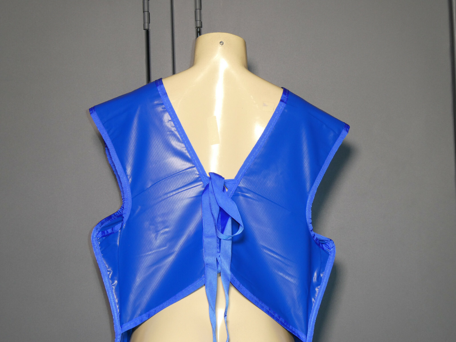 X-Ray Front Protection Apron Size Adult Unisex Large Tie Closure Blue 44″ x 24″