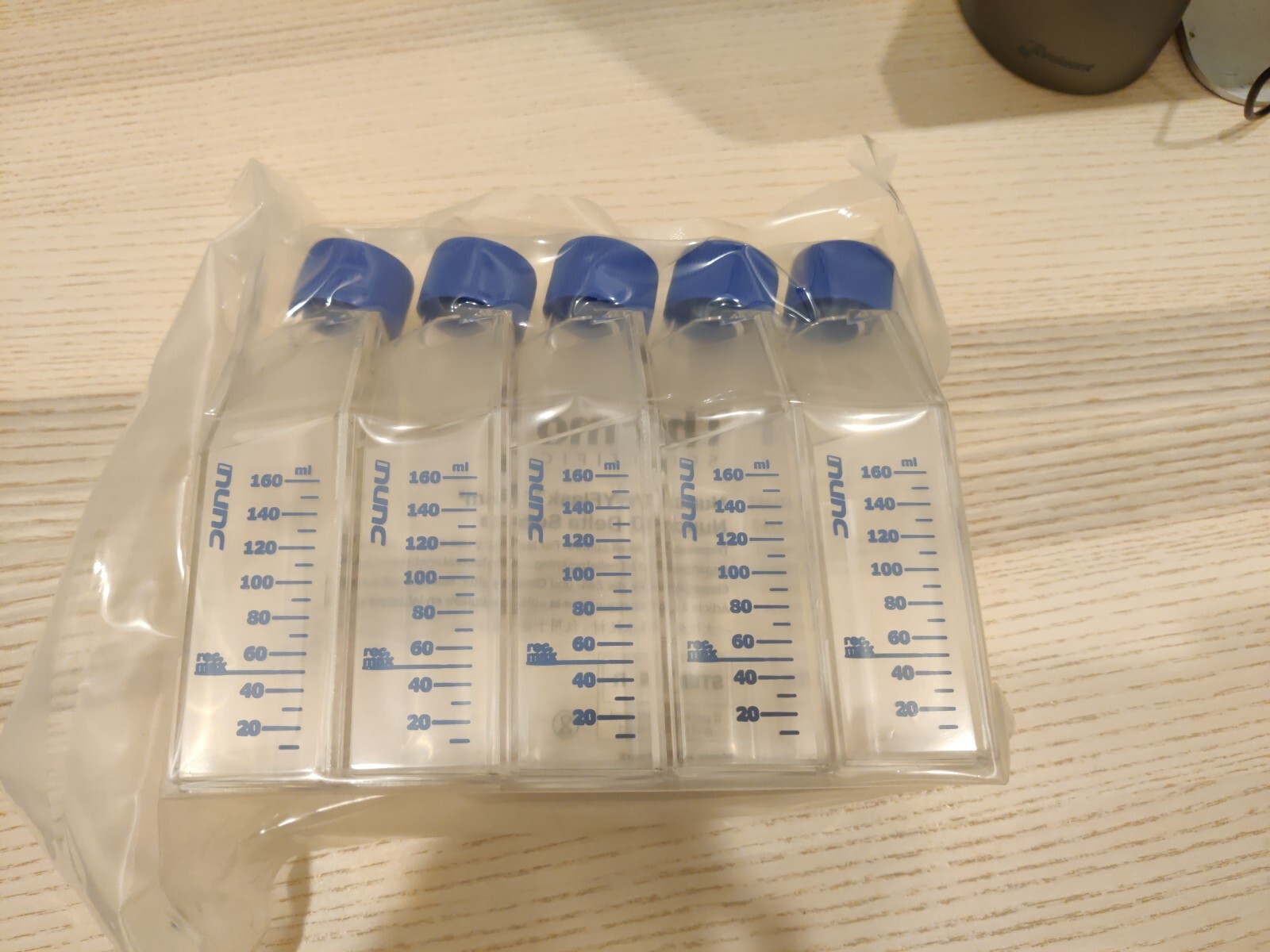 CASE Thermo Scientific Nunc EasYFlask 75 cm2 Nunclon Delta, pack of 5