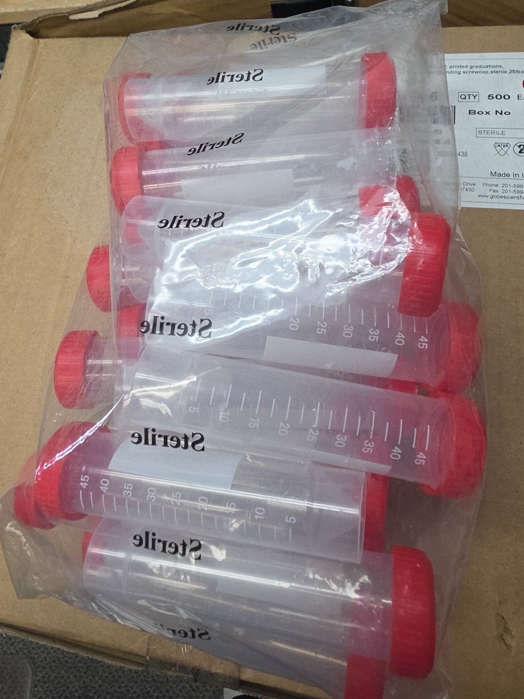Centrifuge Tubes 50ml, Sterile Self Standing Screw Cap/Bag of 25/Exp: 06/30/2028