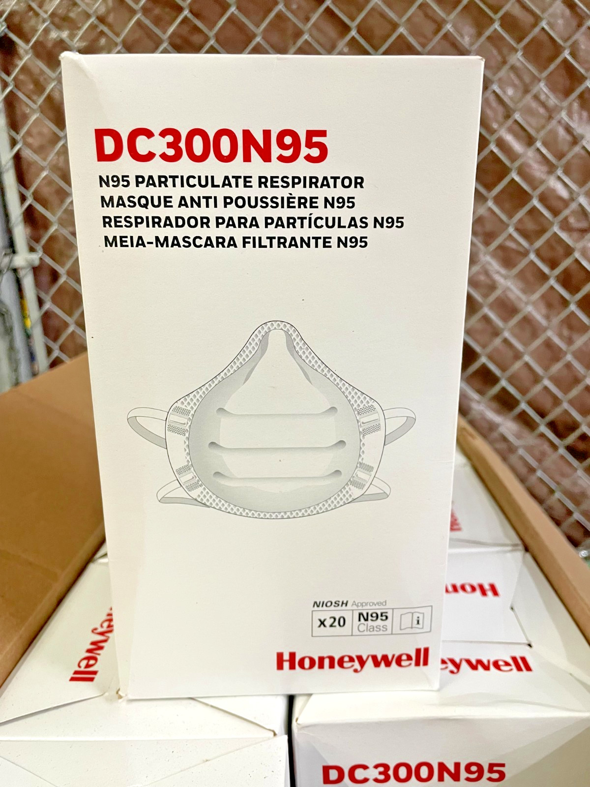 200 Count Honeywell 95N Masks Disposable Particulate Respirators DC300N95 NIB