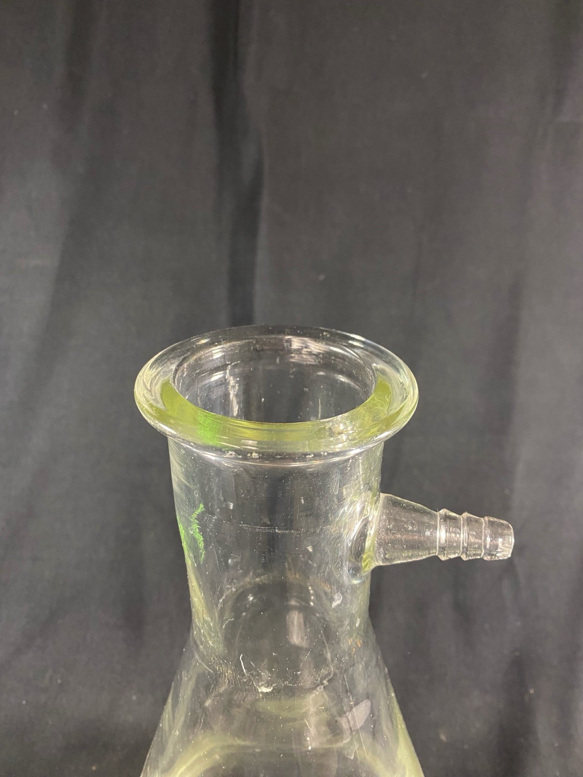 PYREX Glass 4000mL 4L Filter Erlenmeyer Flask Heavy Wall 5320-4L (1/Pk) B