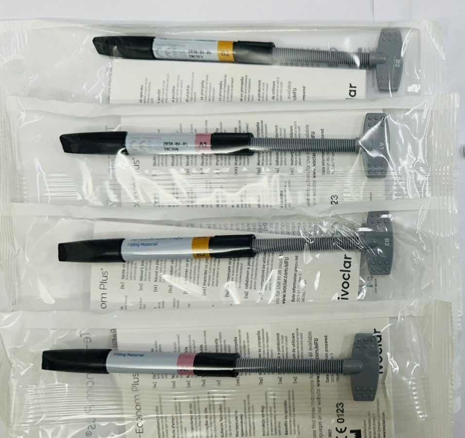Te Econom plus Intro dental composit kit Ivoclar Vivadent 4 syr bond and Etchant