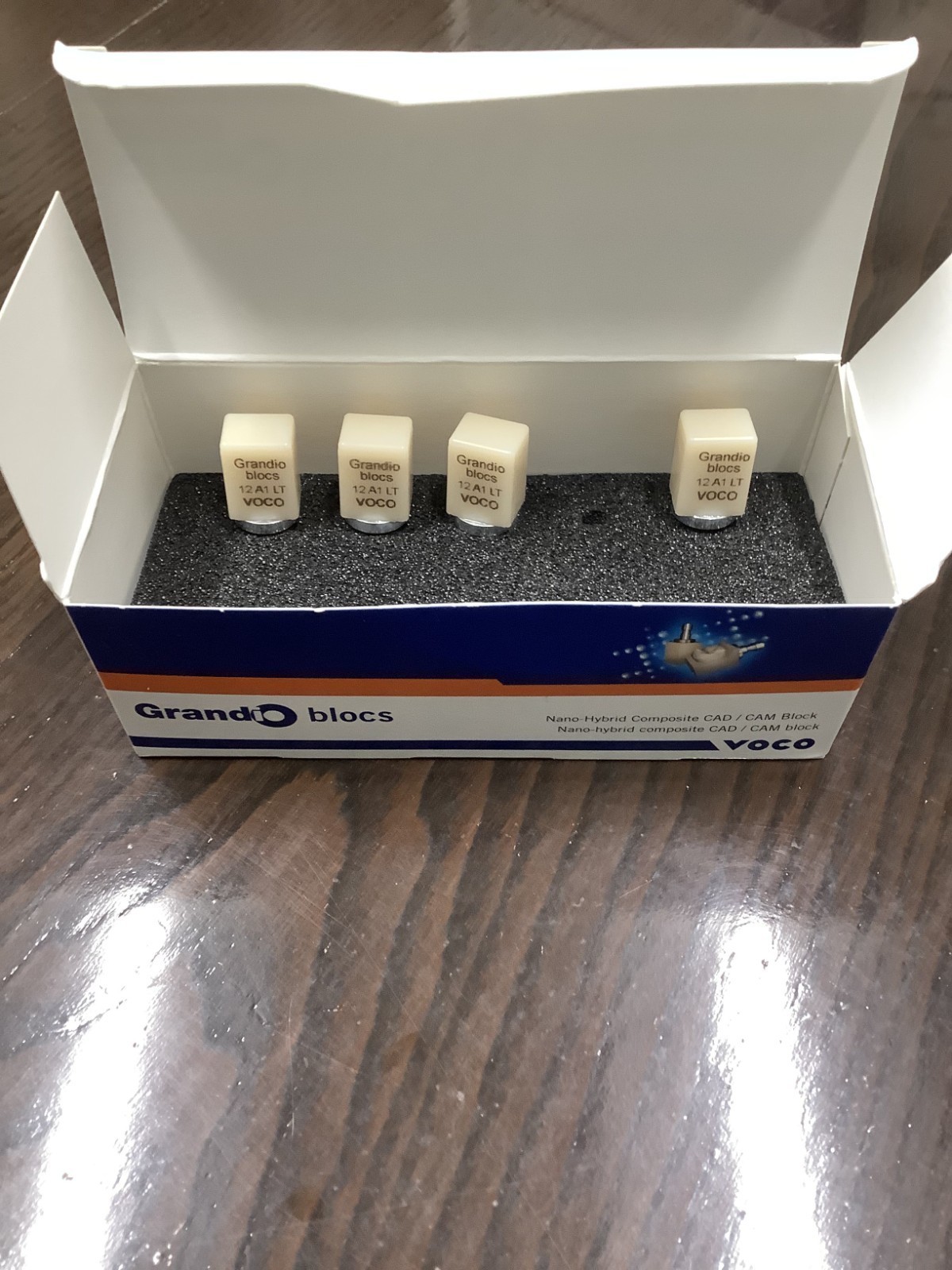 Voco 6003 Grandio CAD / CAM Blocs A1 #12 Low Translucency 4/Pk