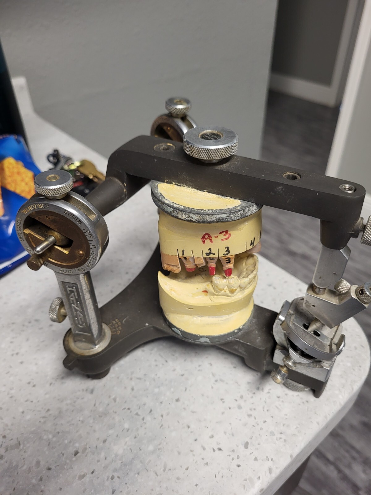 Antique HANAU DENTAL ARTICULATOR MODEL 145~ USED BUT GOOD CONDITION as shown
