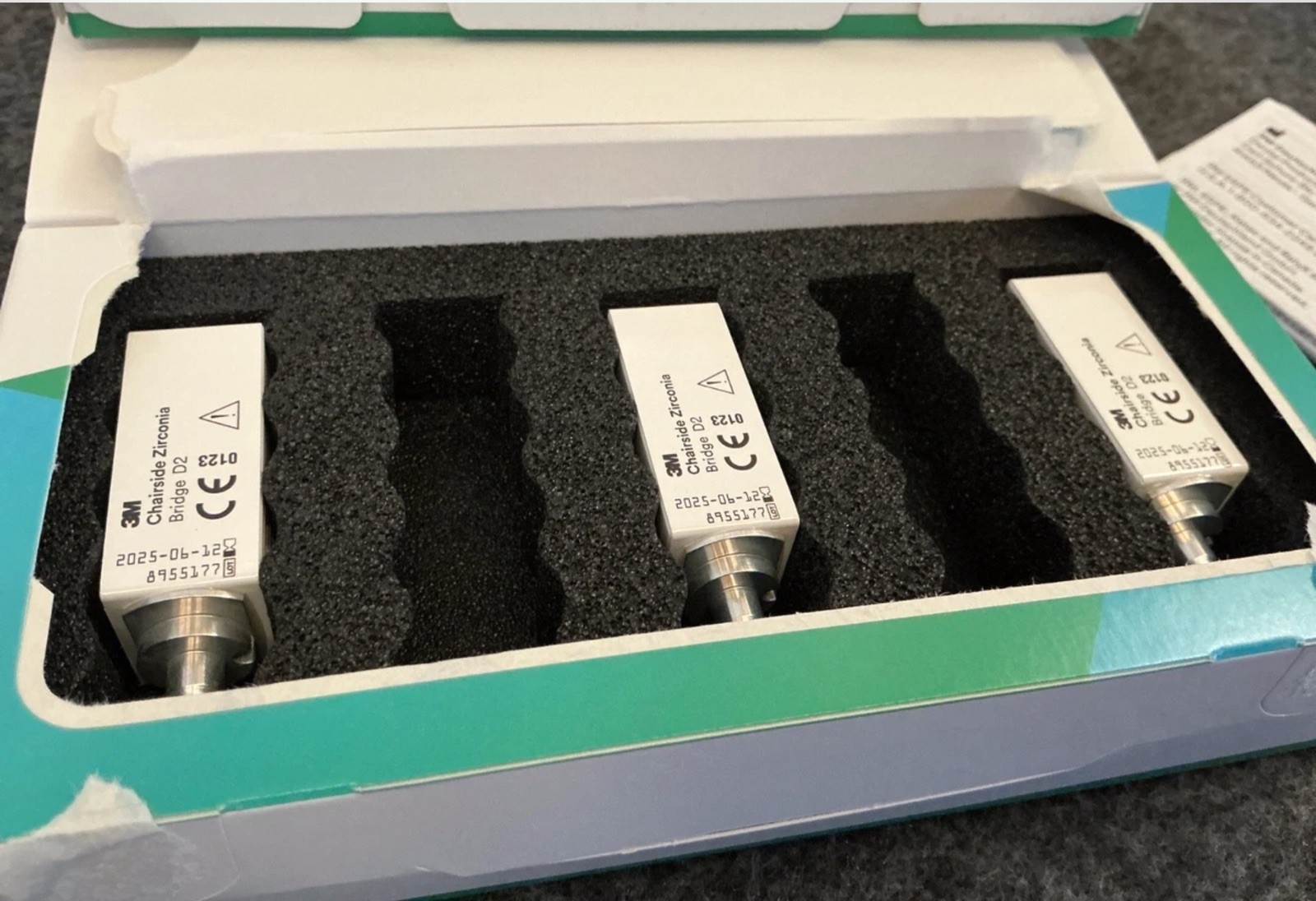 3M CHAIRSIDE ZIRCONIA BRIDGE BLOCKS 3 PER BOX SHADE A-1