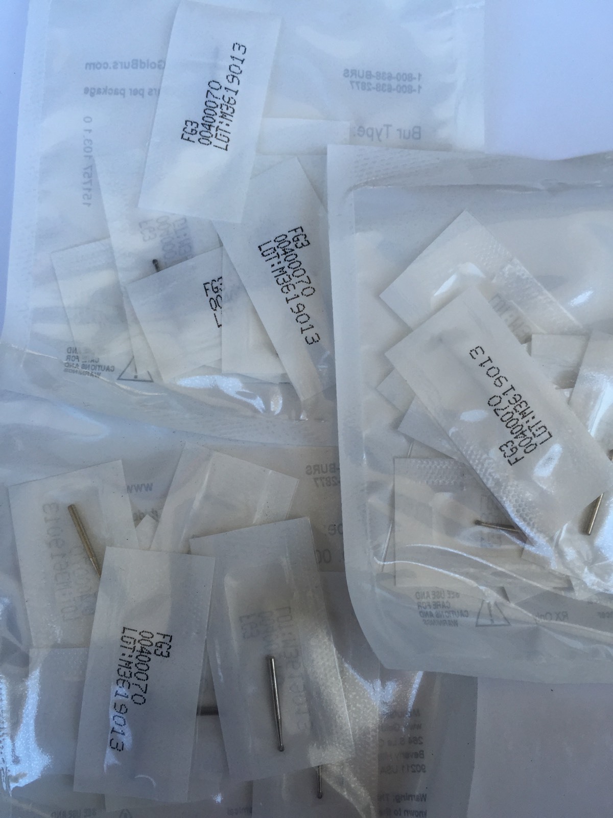 Fg #3 Carbide Burs 100/pk Made By KERR. 1.2 mm Head