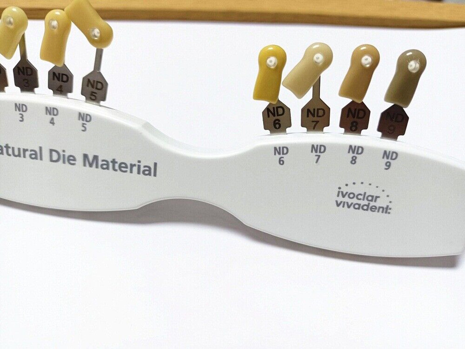 1 Set Dental Shade Guide ND1-9 Abutment 9 Colors IPS Natural Die Material Tooth