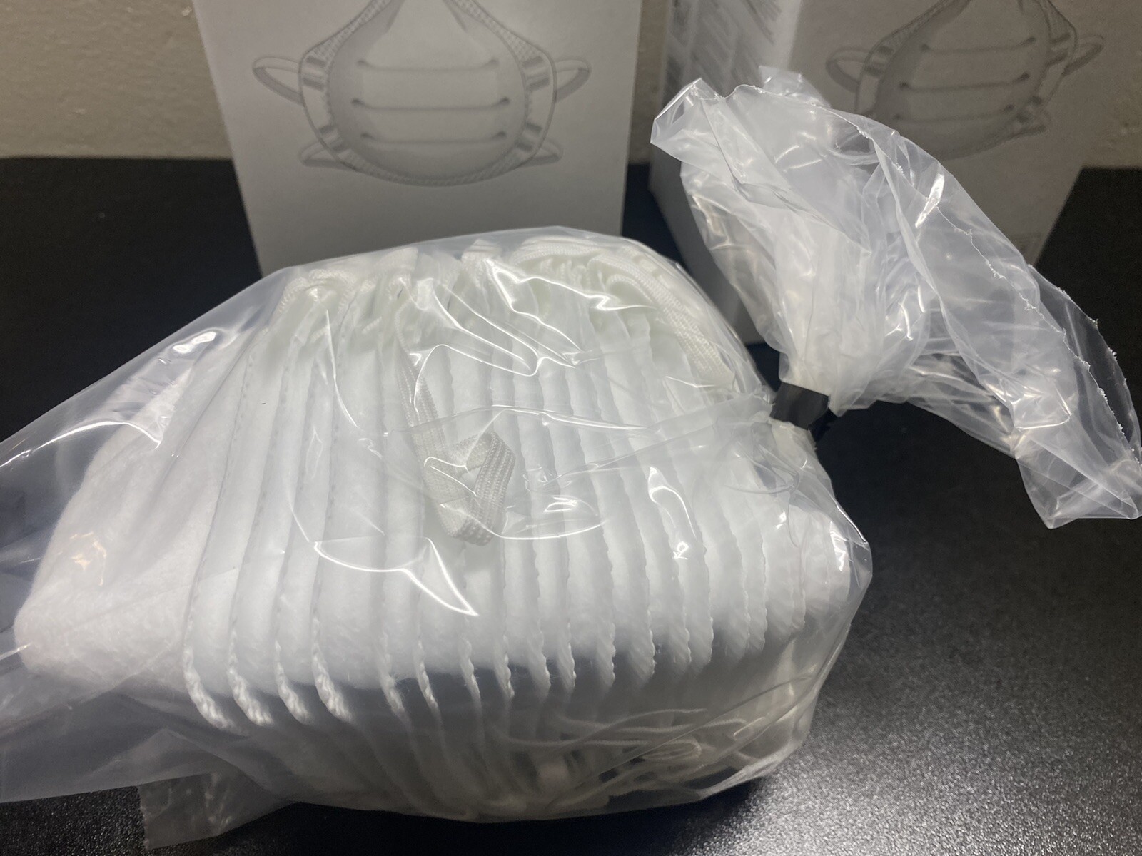 NEW 40 Pieces Honeywell DC300N95 Respirator Particulate Masks N95 NIOSH Approved