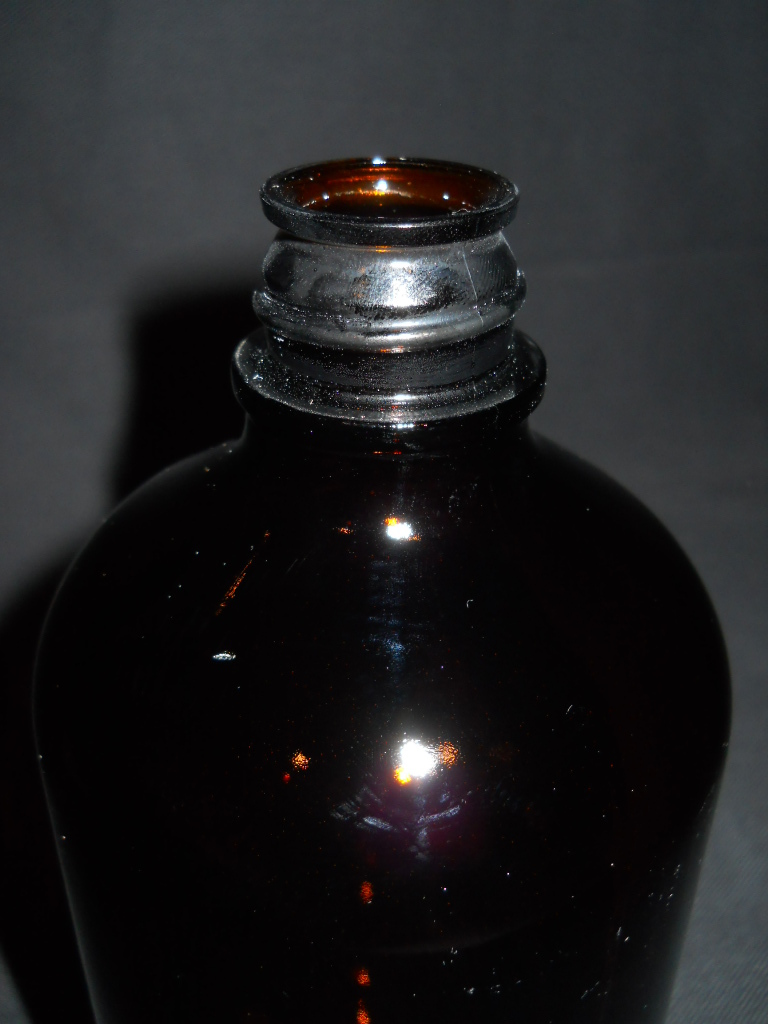 Unbranded Narrow Mouth 960mL / 32oz Amber Glass Bottle & White Cap