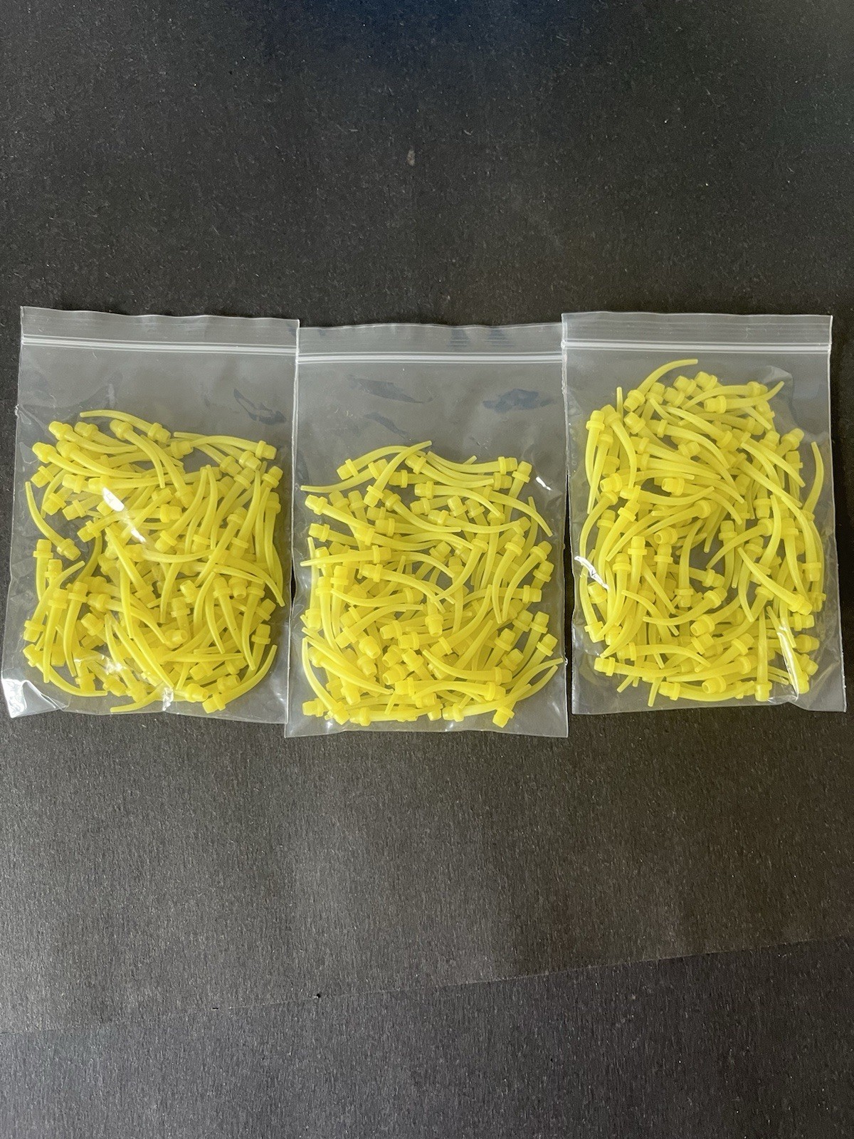500 Dental Disposable Intra Oral Impression Mixing Tips For Yellow Mixing Tips