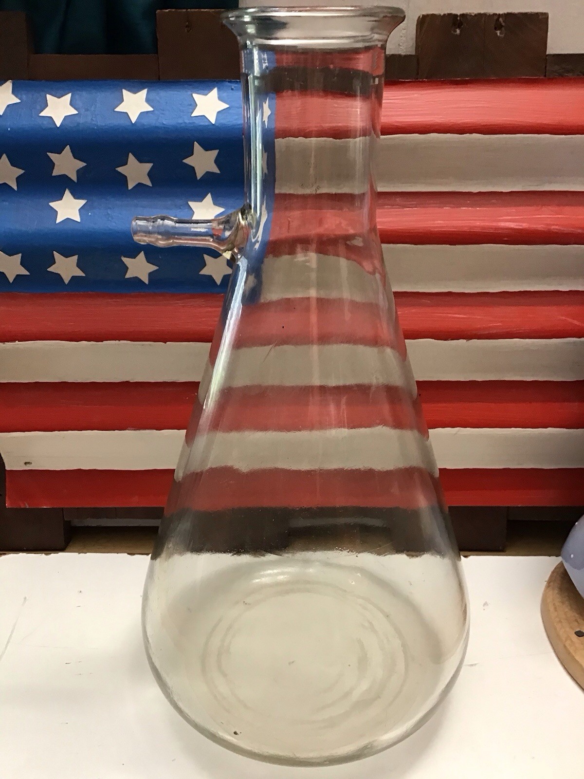 Pyrex 4000ml Flask With Sidearm Science Project ,Man cave Just Cool 14 3/4 Tall