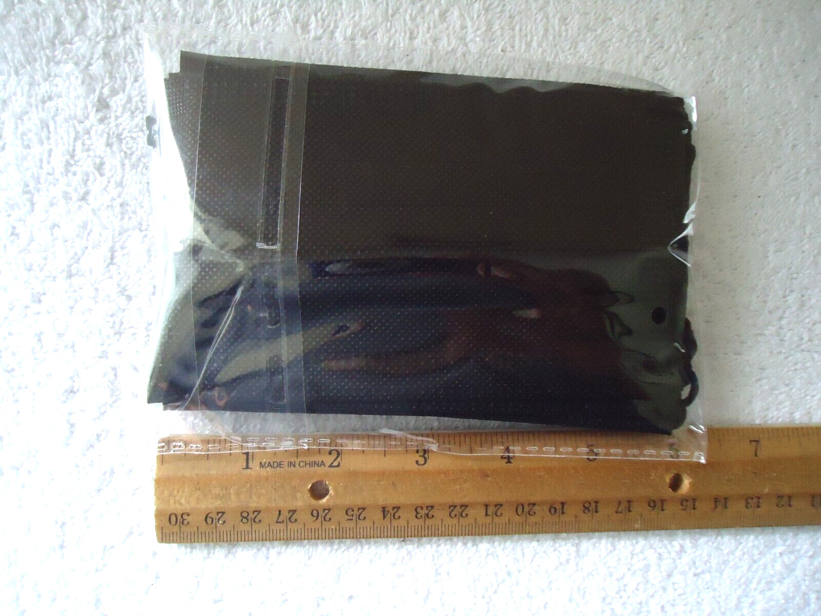 ” NIP ” Viloe Disposable Kids Mask 6-12 Years Old 10 In Pack ” Great Item “