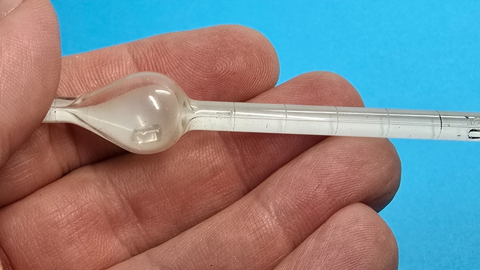 Vintage ERNST LEITZ WETZLAR Volumetric Glass Pipette Rare Labware Germany Lab