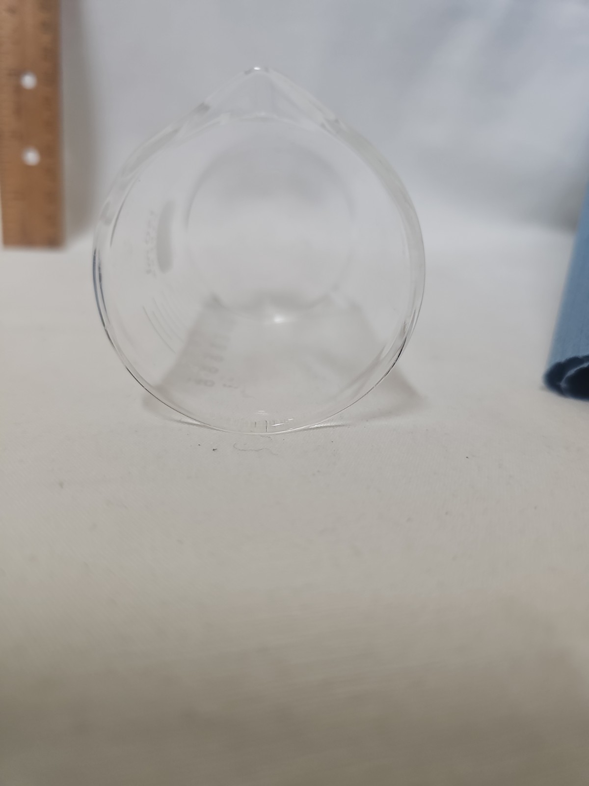 PYREX Glass Beaker 150 ml Graduated Laboratory Chemistry No. 1000. T-179