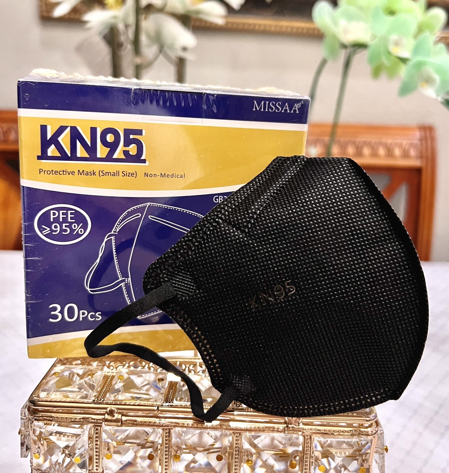 300 PCS KN95 Face Masks for Kids, 5 Layers Disposable Protective Mask Small Size