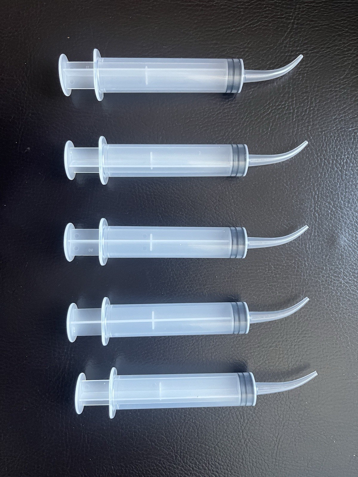 50 Pcs Monoject Style Curved Tip Dental Utility Irrigation Syringes 12ml (12cc)