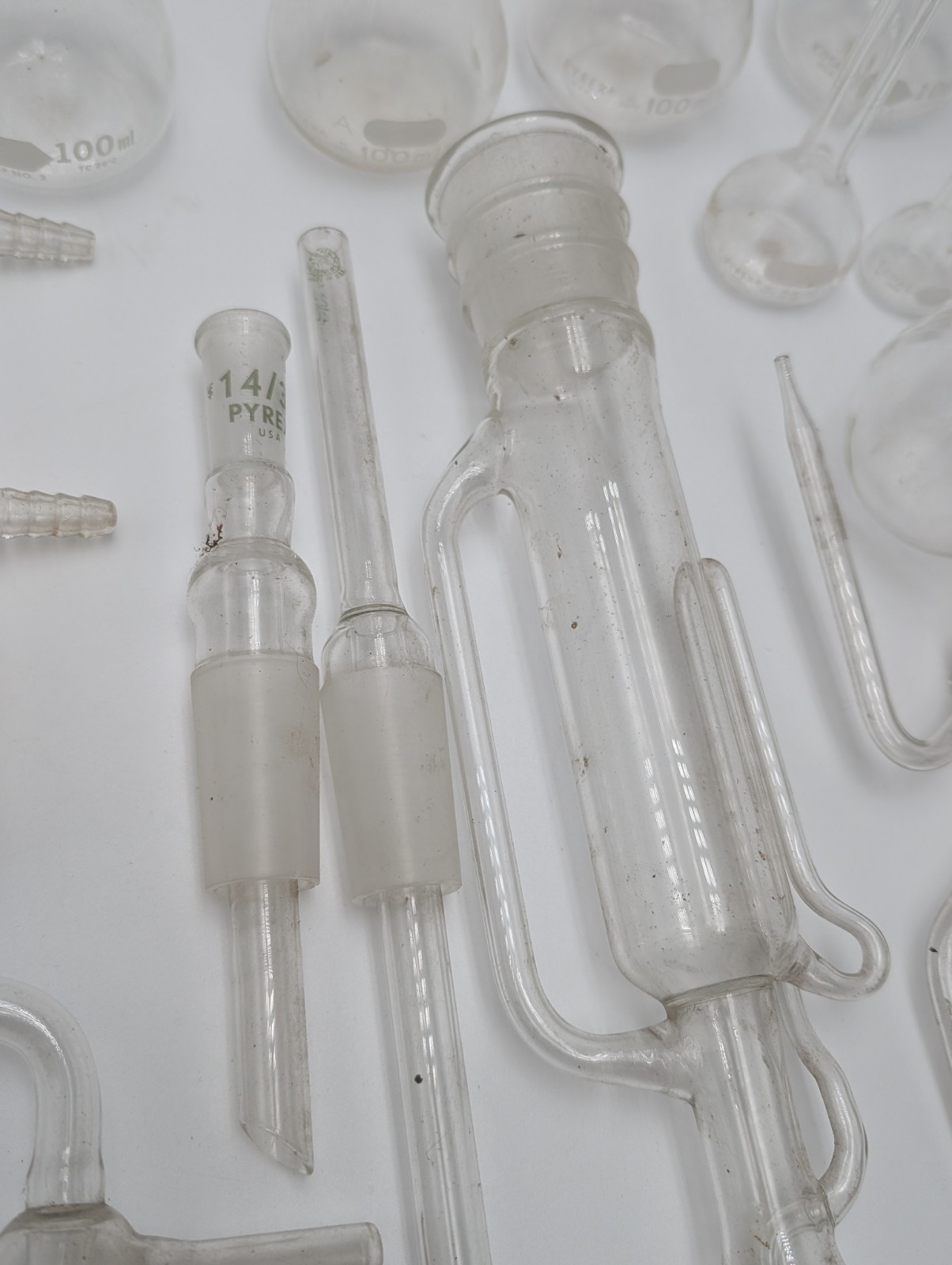 27 Piece Lot Lab Glassware PYREX 500-10 mL Boilng Flasks Scientific Equipment