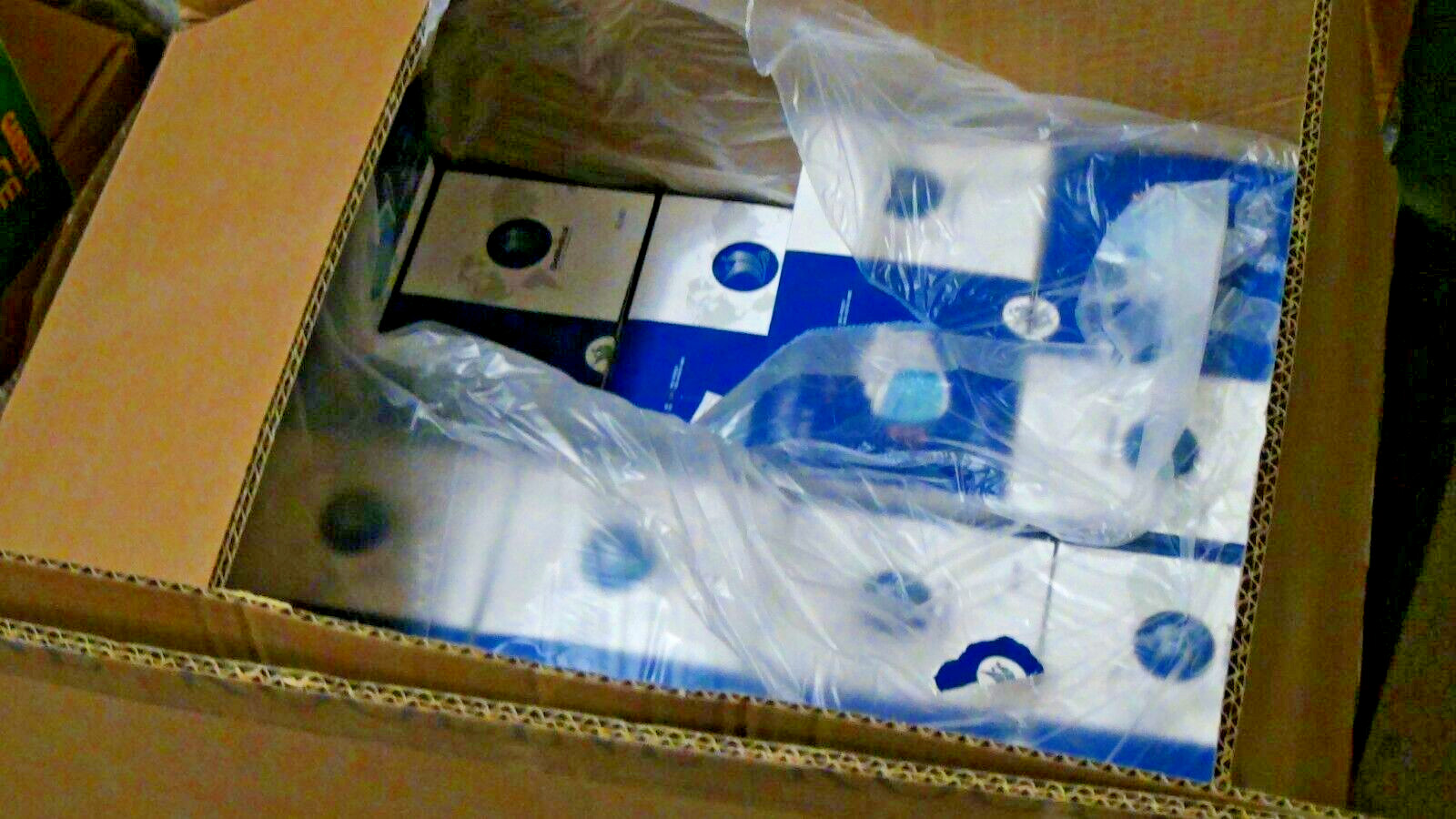 2000 Pcs 40 Sealed Boxes 3 Ply Medical Ear-Loop Face Masks ASTM L-1 Blue RFE 98%