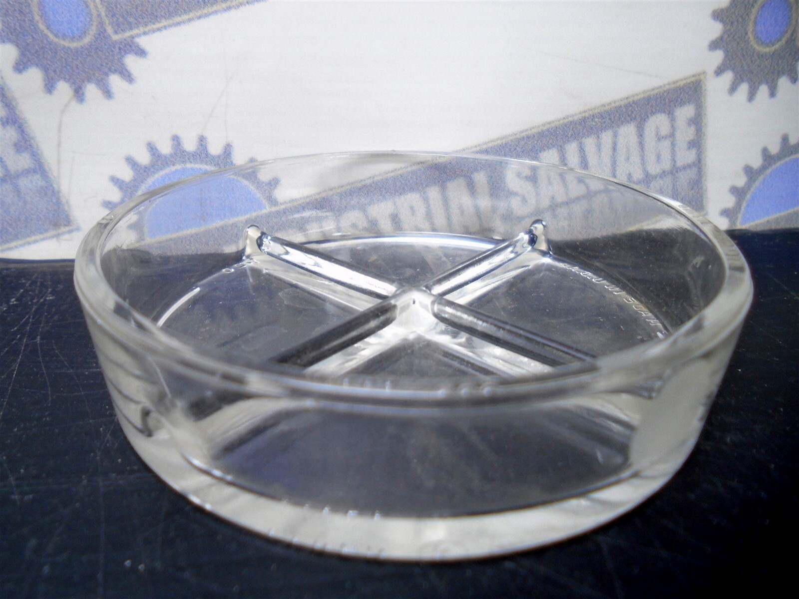 (12) Original PYREX – 3163-100 – QUADRANT PETRI-DISH 100mm x 22mm – Borosilicate