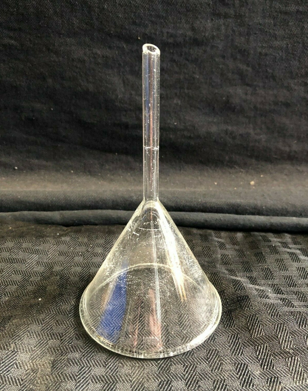 Kimble Kimax Glass 65mm ID 58° Angle 8mm Short Stem Filling Funnel 28950-65 chip