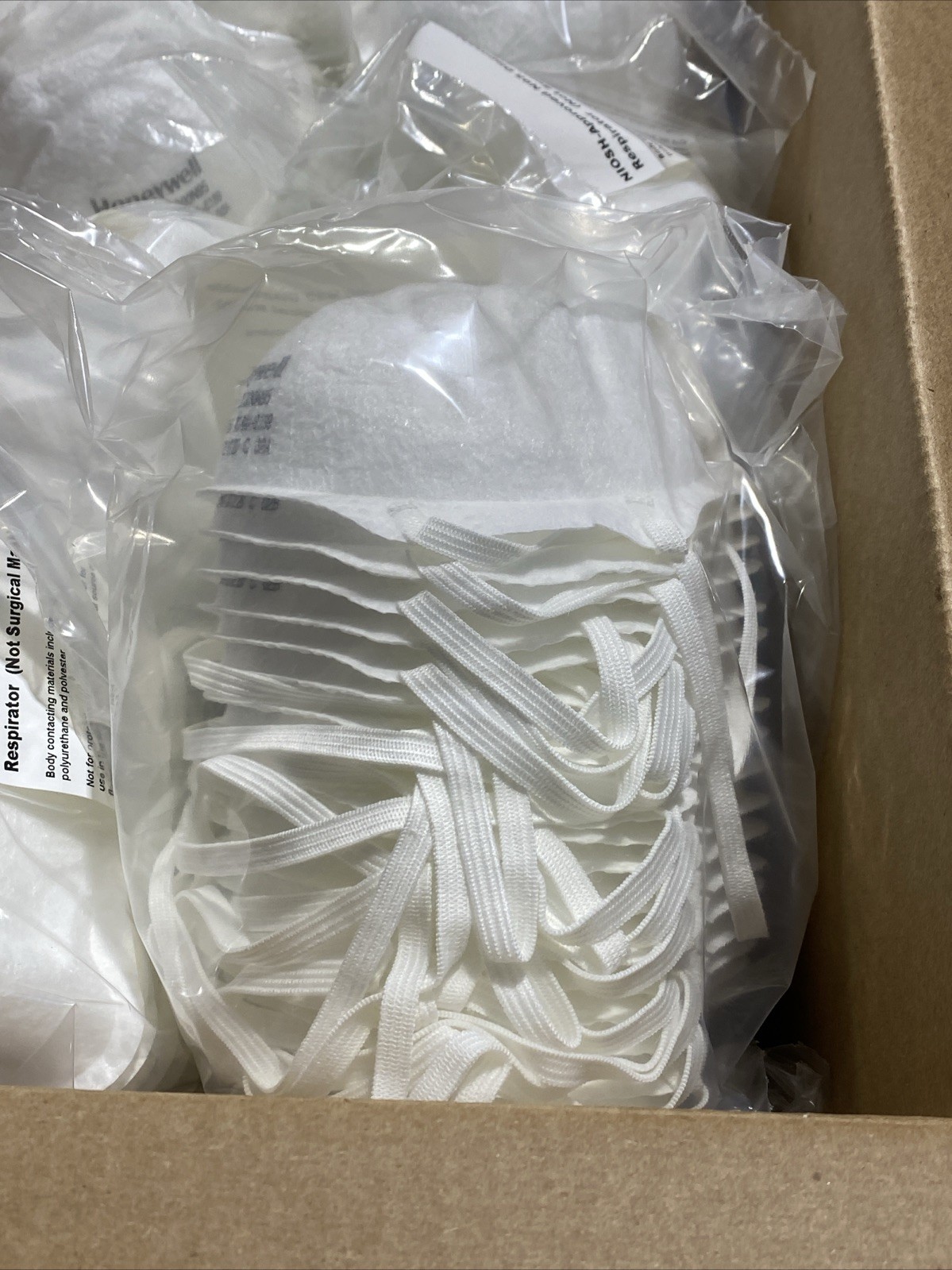 Honeywell N95 DC300N95 Respirator Particulate Masks Disposable NIOSH, 200/Case.