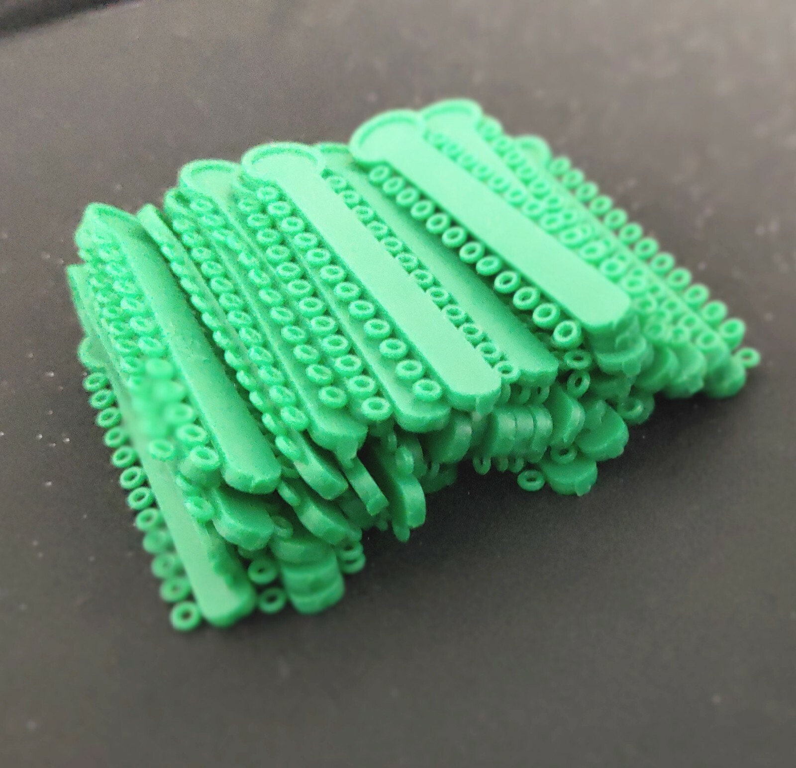 Dental Elastic Ligature Ties 1008pcs/pack Orthodontic Rubber Bands O Rings Green