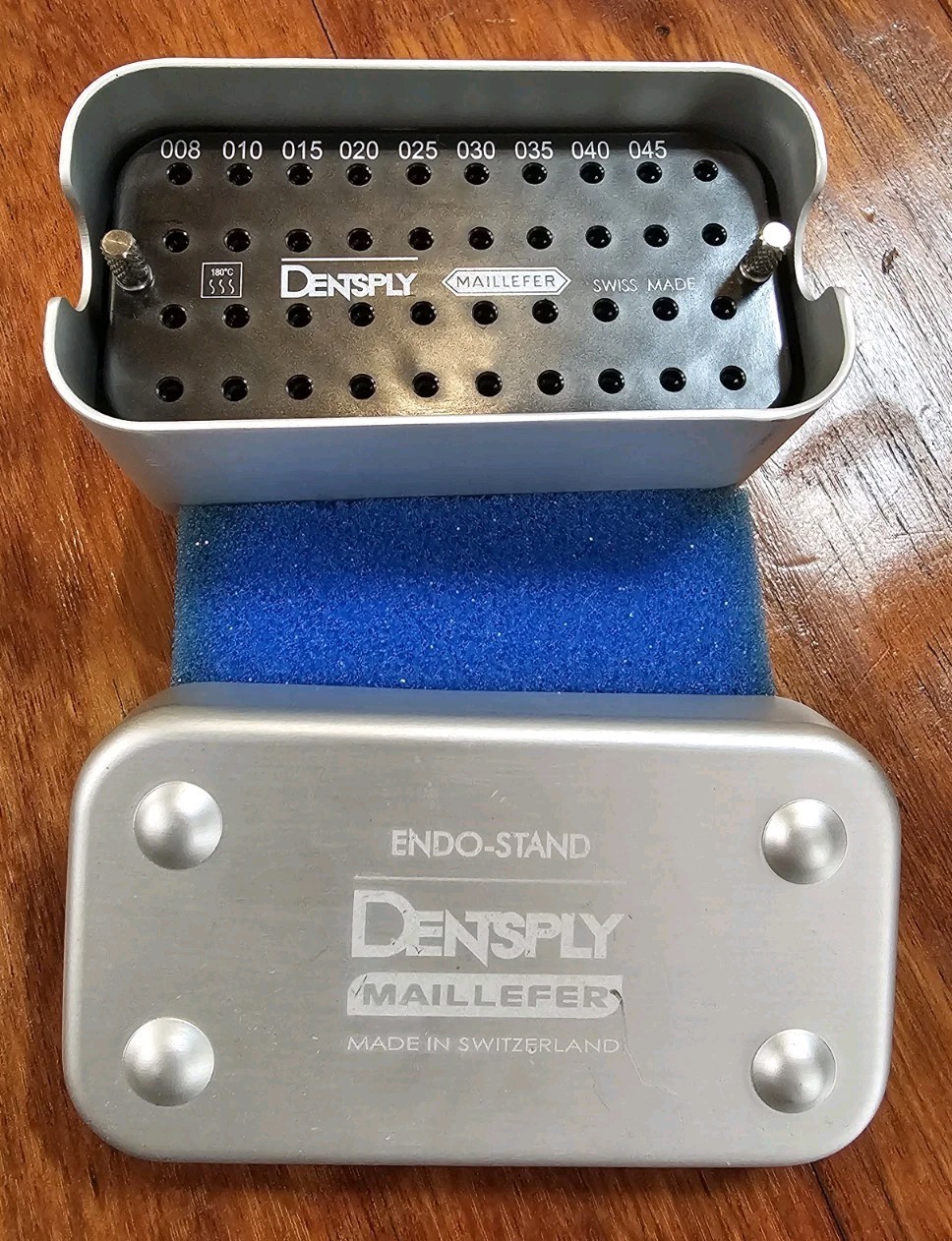 Endo Stand Dentsply Maillefer Aluminum Swiss Holds 40 Instruments Autoclavable