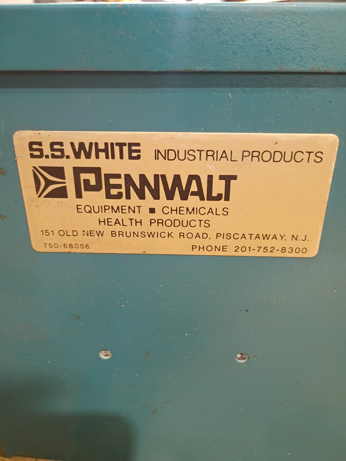 Pennwalt S.S. White Abrasive Box