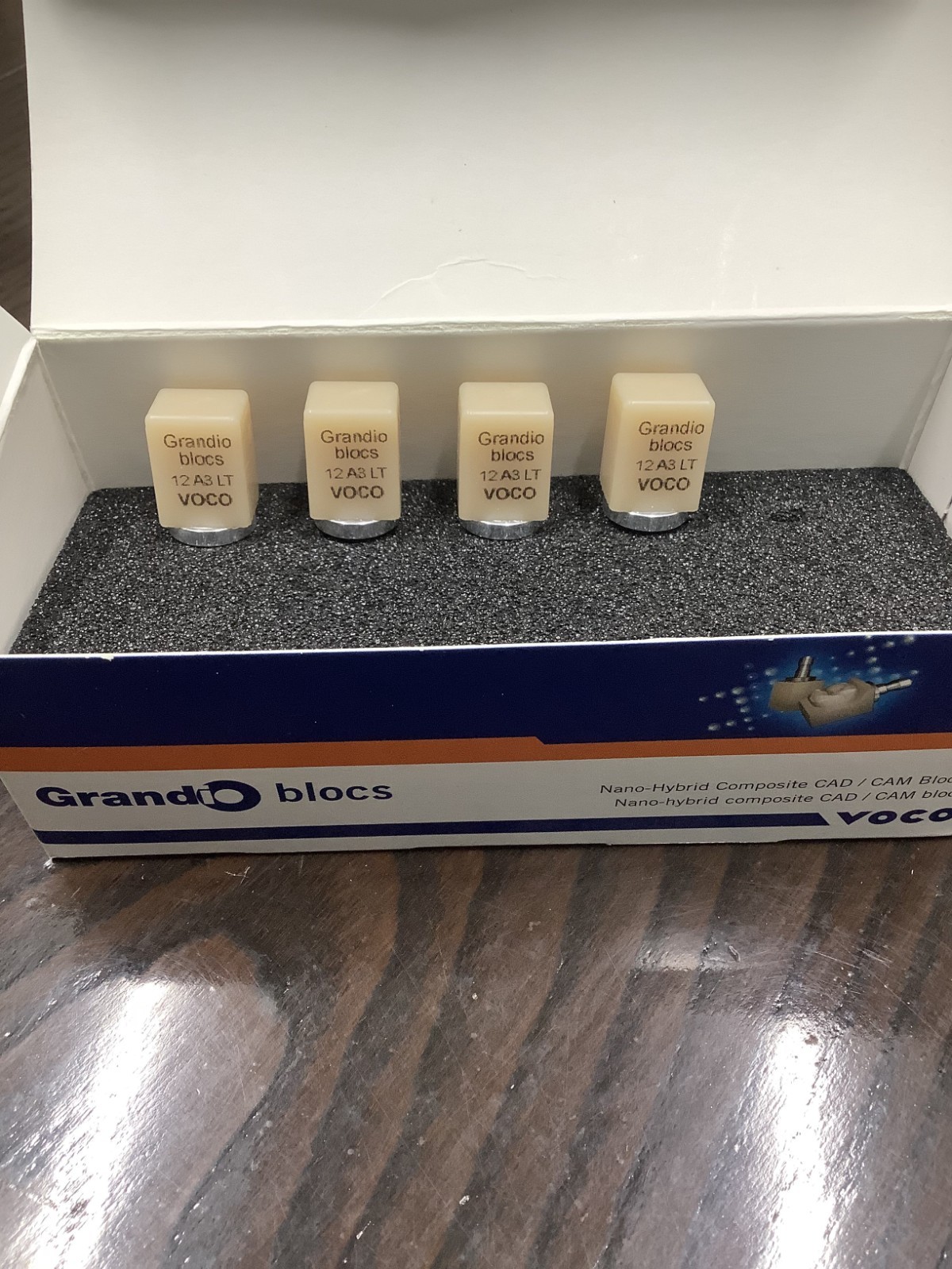 Voco 6005 Grandio CAD / CAM Blocs A3 #12 Low Translucency 4/Pk