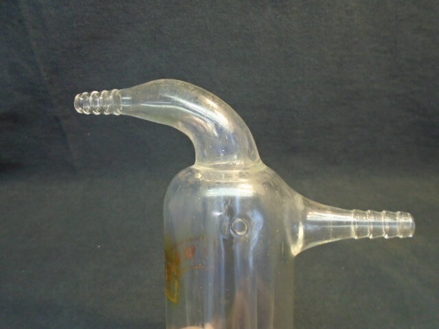 Laboratory Glass One-Piece Vacuum Trap w/ 10mm OD Hose 3.7mm Vent 7” OAH