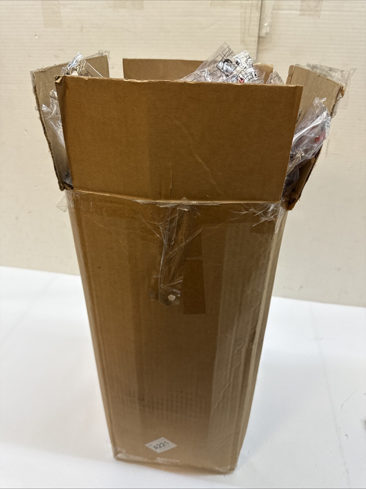 New Case of 440 3M Aura N95 1870+ Respirator and Surgical Face Masks