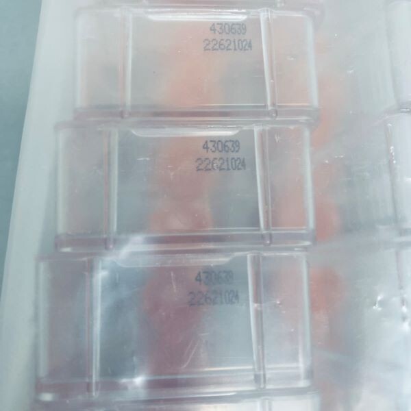 Corning Flask 25 cm2 Rectangular Canted Neck with Vent Total of 40 Flasks