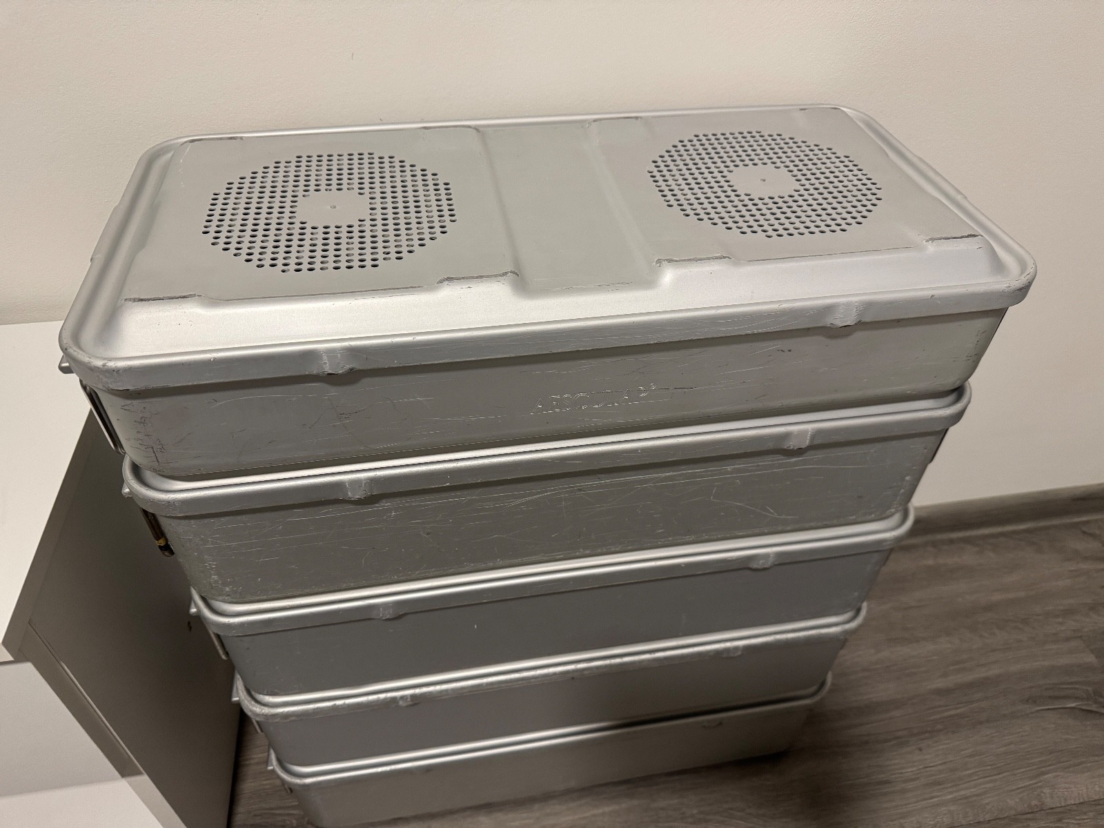 Aesculap JK440 JK441 JK442 Sterilization Container Case – With Silicone Insert