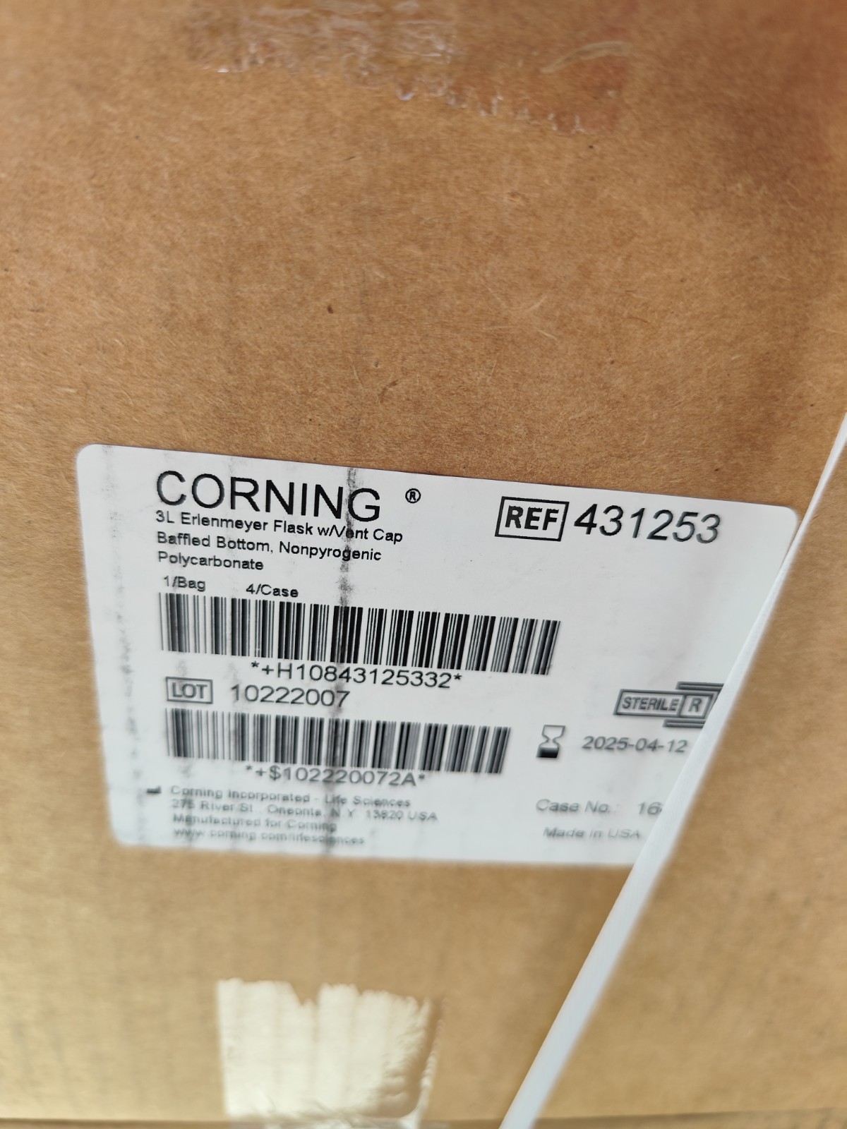 Corning 431253 3L Baffled Polycarbonate Erlenmeyer Flask with Vent Cap 1 Each
