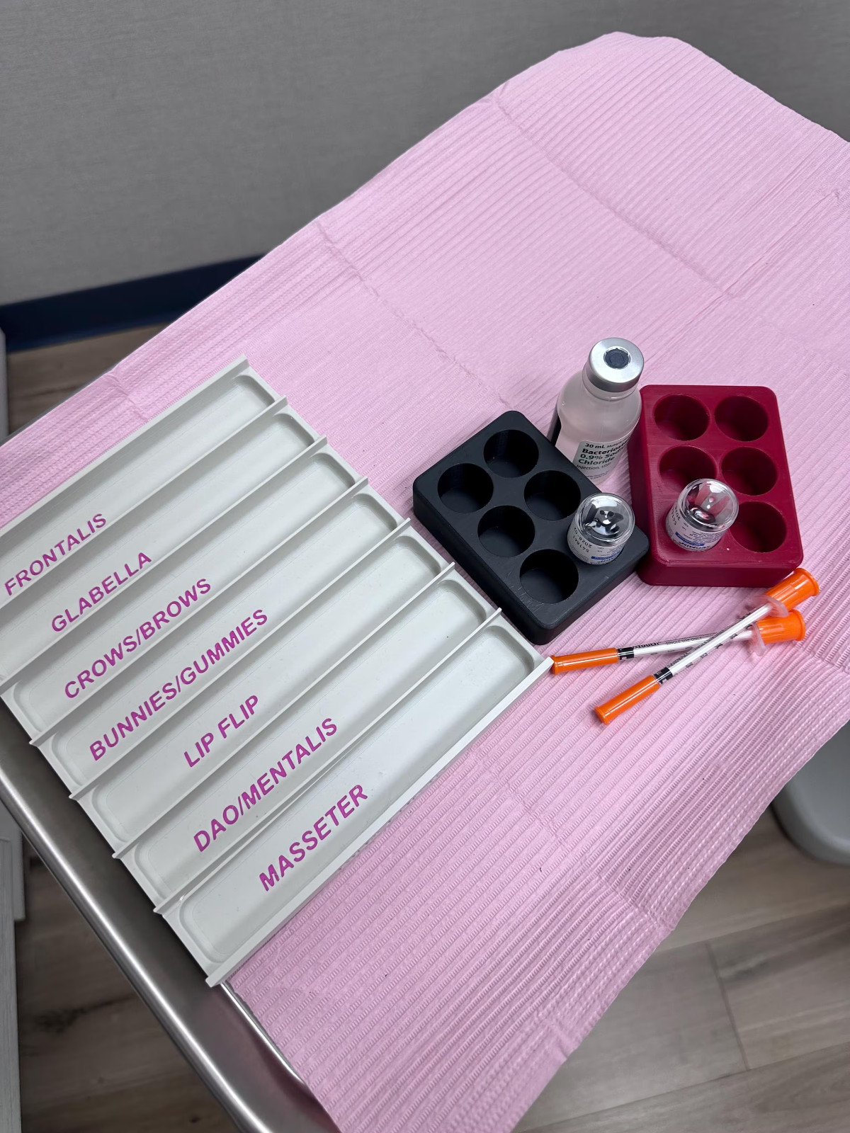 Labeled Syringe organizer for medical clinics, 3D printed, 7-Slot