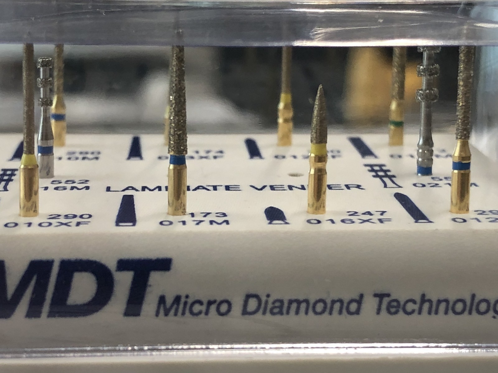 MDT Dental 1 The Laminate Veneer Kit FG Diamond Burs & autoclavable