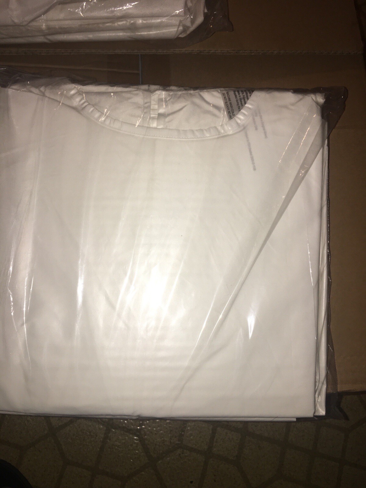 Medical Isolation Gowns Small/Medium 5pc Pack