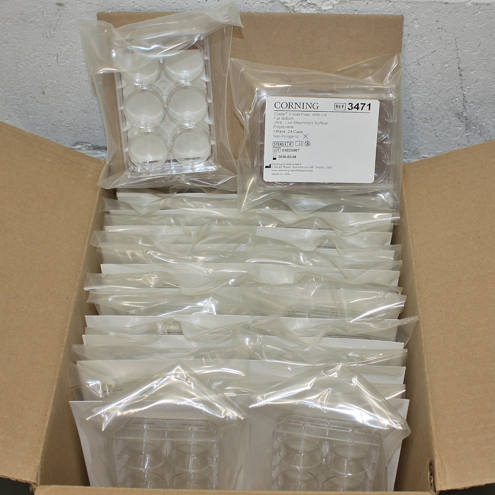 (24) Corning 6-Well Flat Bottom Plate 3471, Sterile, Non-Pyrogenic, Polystyrene
