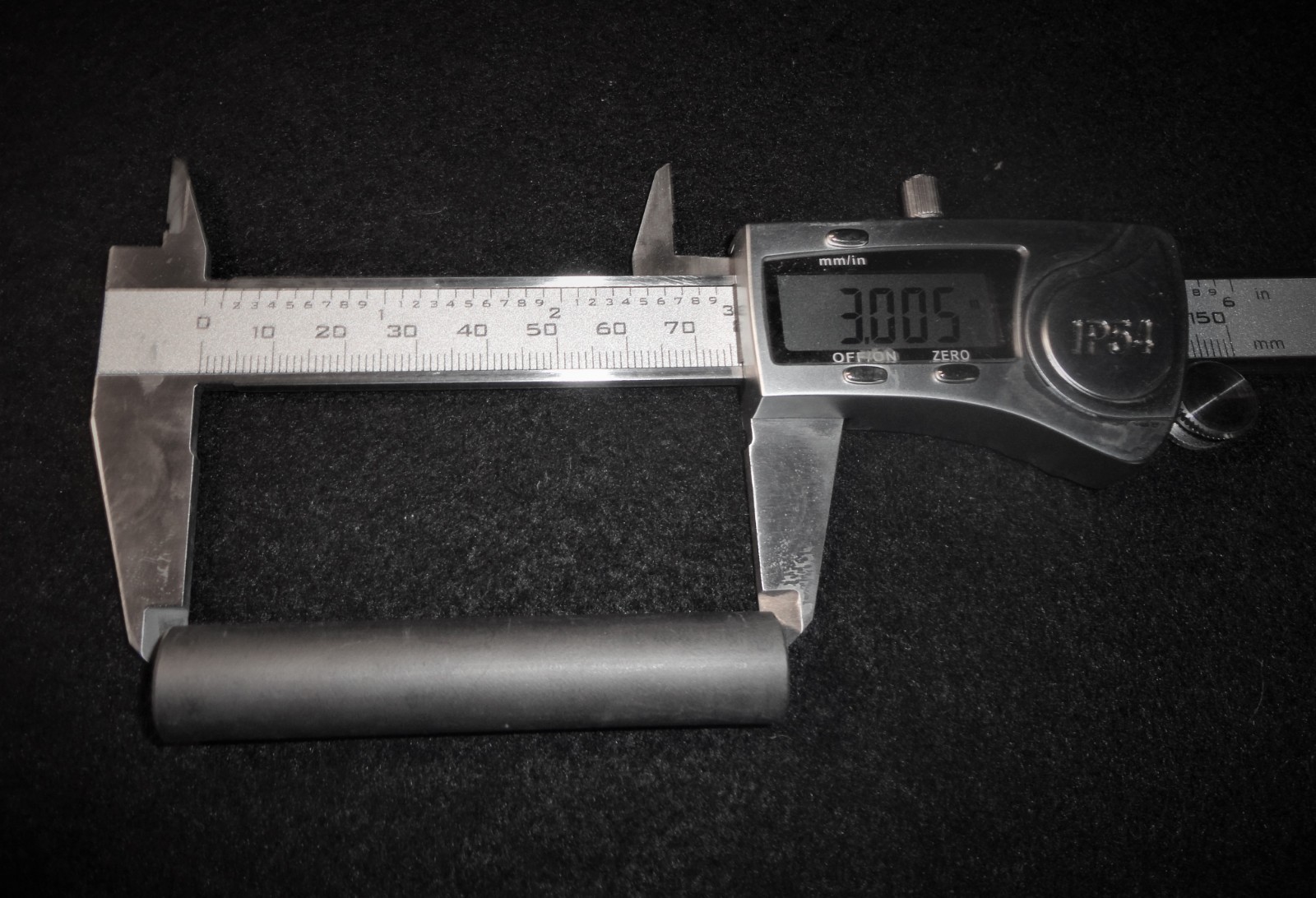 ONE 3″ LONG HEXOLOY SILICON CARBIDE TUBE WIRELESS HEATING ELEMENT No. 63