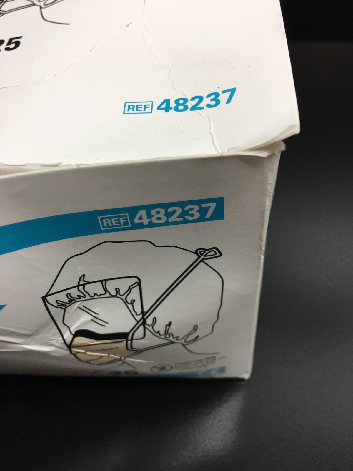 Kimberly Clark REF 48237 Tecnol Fluidshield Surgical Mask