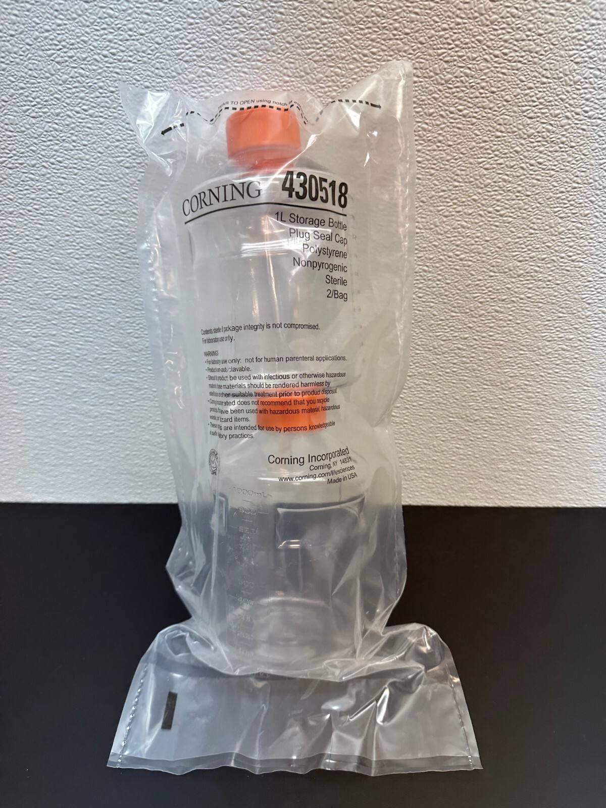 Corning REF 430518 1L Polystyrene Storage Bottles